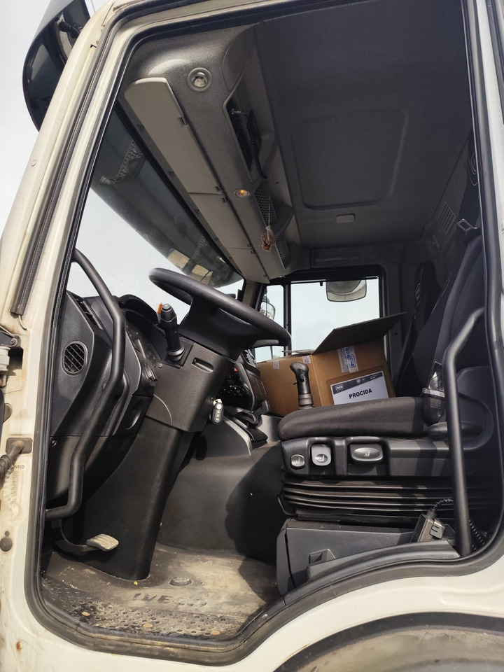 IVECO STRALIS AD 260S31 Y/P - Xe tải nâng móc: hình 2 IVECO STRALIS AD 260S31 Y/P - Xe tải nâng móc: hình 2