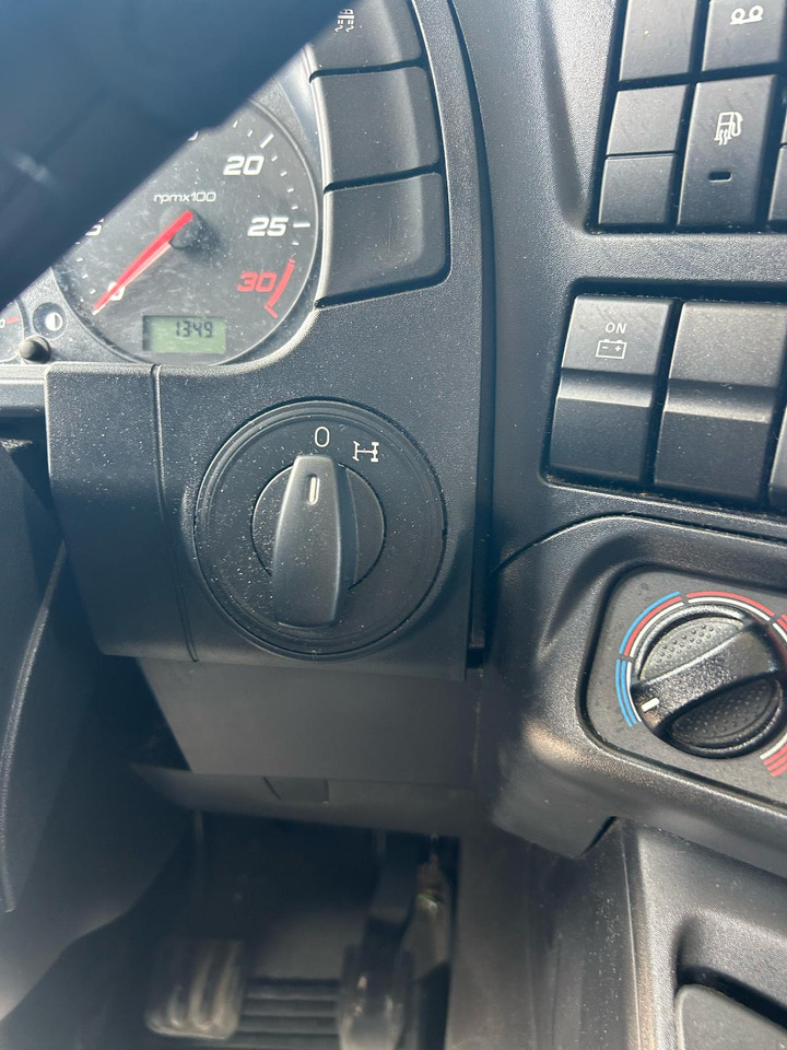 IVECO STRALIS AD 260S31 Y/P - Xe tải khung gầm: hình 4 IVECO STRALIS AD 260S31 Y/P - Xe tải khung gầm: hình 4
