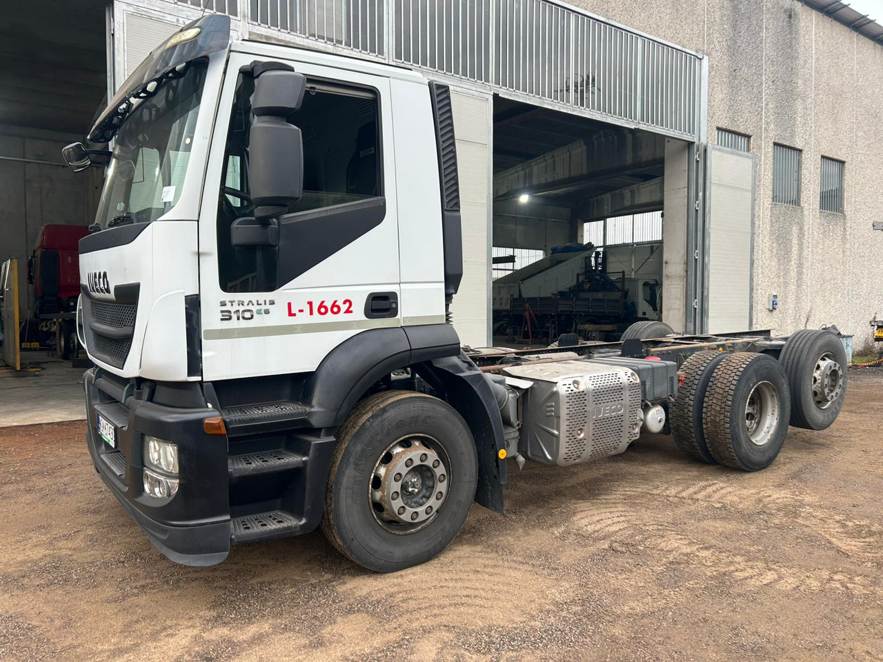 IVECO STRALIS AD 260S31 - Xe tải khung gầm: hình 1 IVECO STRALIS AD 260S31 - Xe tải khung gầm: hình 1