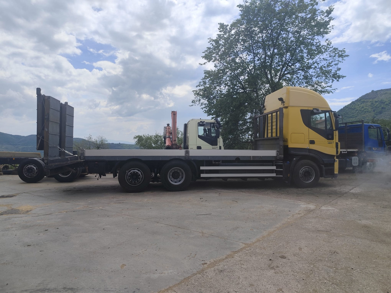 IVECO STRALIS AS 260S42 - Xe tải thùng lửng/ Phẳng: hình 3 IVECO STRALIS AS 260S42 - Xe tải thùng lửng/ Phẳng: hình 3