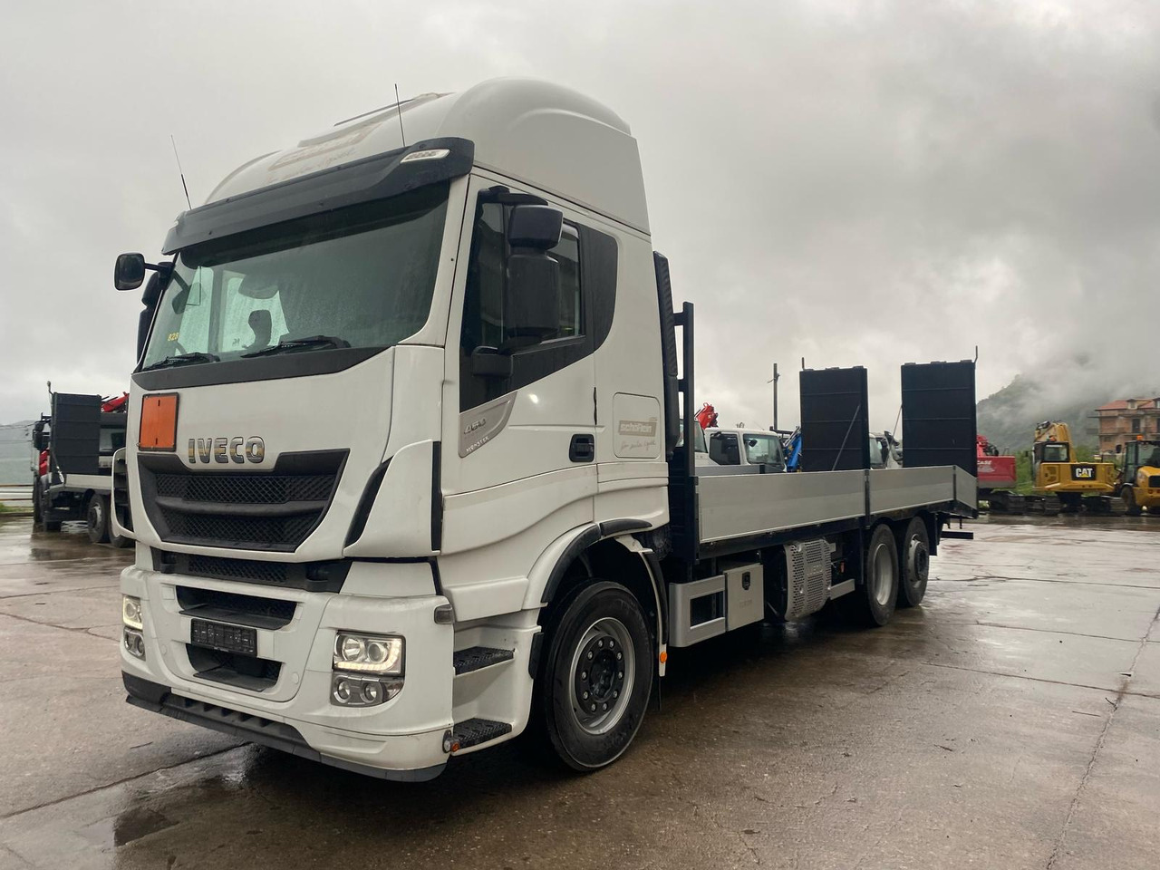 IVECO STRALIS AS 260S46 - Xe tải thùng lửng/ Phẳng: hình 1 IVECO STRALIS AS 260S46 - Xe tải thùng lửng/ Phẳng: hình 1