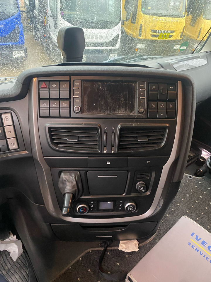 IVECO STRALIS AS 260S46 - Xe tải thùng lửng/ Phẳng: hình 4 IVECO STRALIS AS 260S46 - Xe tải thùng lửng/ Phẳng: hình 4