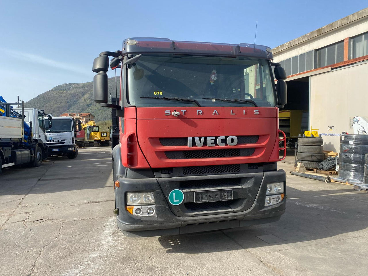 Xe tải thùng lửng/ Phẳng IVECO STRALIS CUBE 260S31: hình 11
