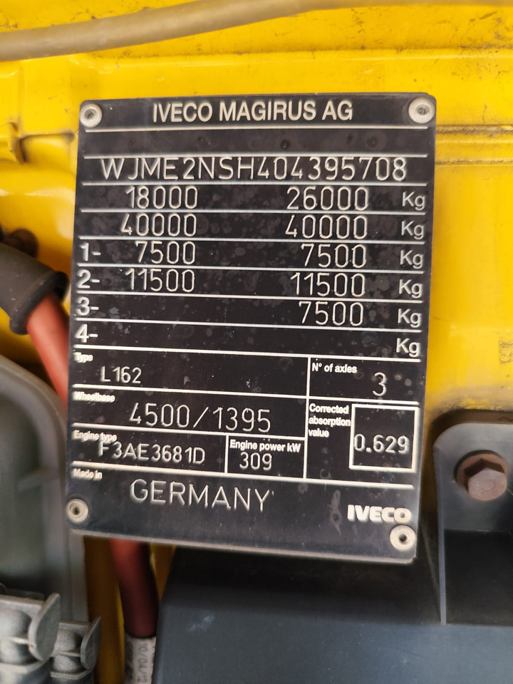 IVECO STRALIS CUBE AD260S42 - Xe tải thùng lửng/ Phẳng: hình 4 IVECO STRALIS CUBE AD260S42 - Xe tải thùng lửng/ Phẳng: hình 4