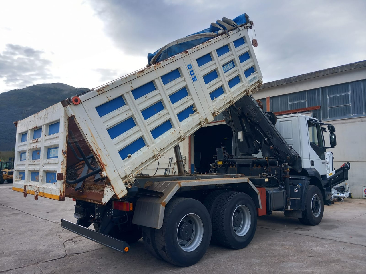 IVECO TRAKKER 260T36 - Xe cẩu tự hành: hình 5 IVECO TRAKKER 260T36 - Xe cẩu tự hành: hình 5