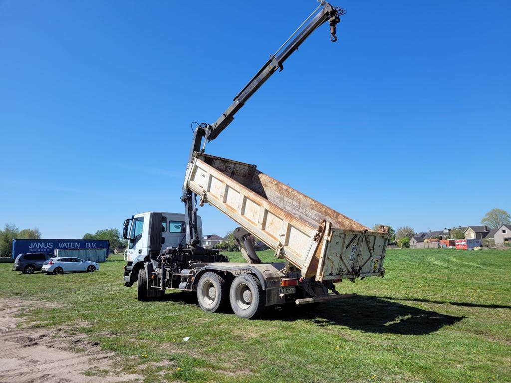 Xe cẩu tự hành, Xe ben IVECO TRAKKER 260T36: hình 12