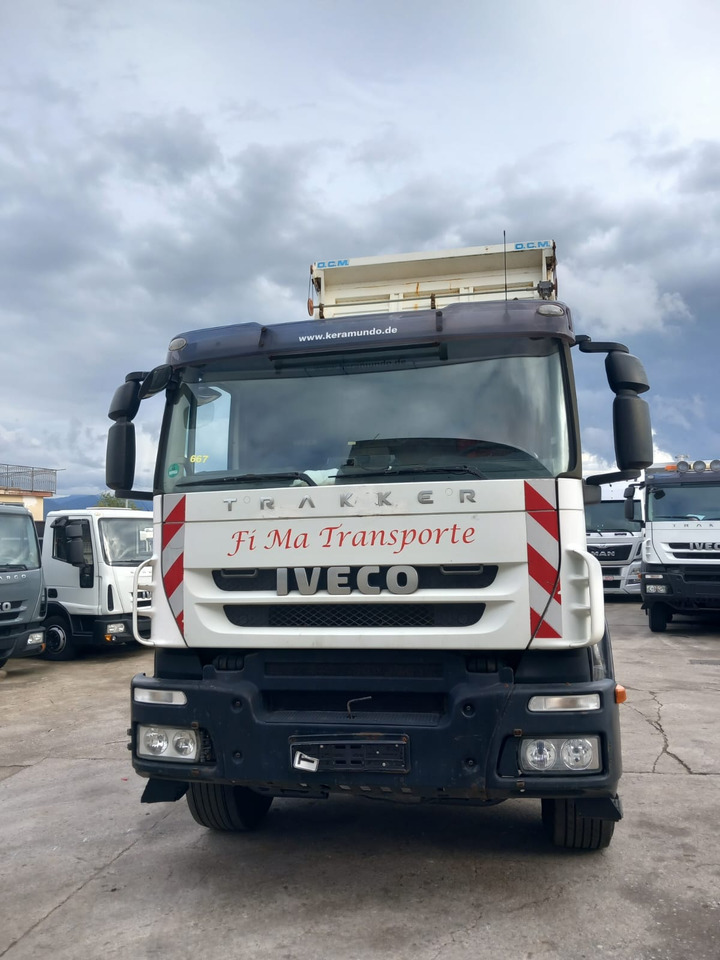 IVECO TRAKKER 260T36 - Xe cẩu tự hành: hình 2 IVECO TRAKKER 260T36 - Xe cẩu tự hành: hình 2