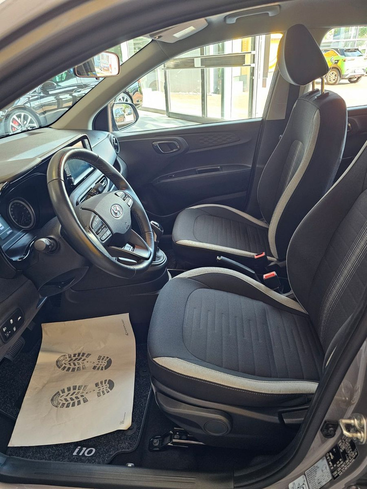 Hyundai i10 Trend AUTOMATIK SHZ PDC LenkrHzg DAB Spurhal - Xe hơi: hình 5 Hyundai i10 Trend AUTOMATIK SHZ PDC LenkrHzg DAB Spurhal - Xe hơi: hình 5