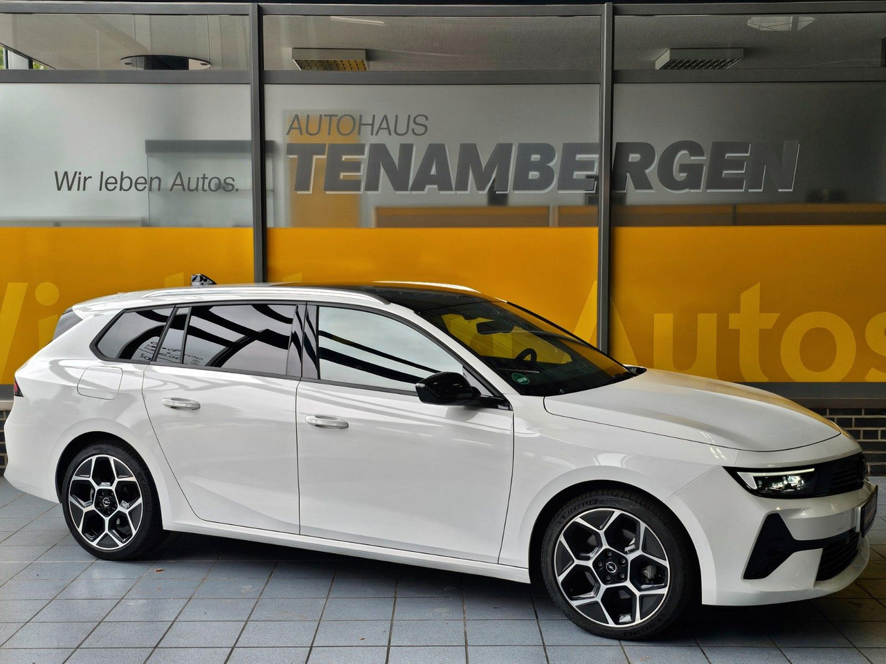 Opel Astra L 1.5 Ultimate Schiebedach Memory ACC AHK - Xe hơi: hình 1 Opel Astra L 1.5 Ultimate Schiebedach Memory ACC AHK - Xe hơi: hình 1