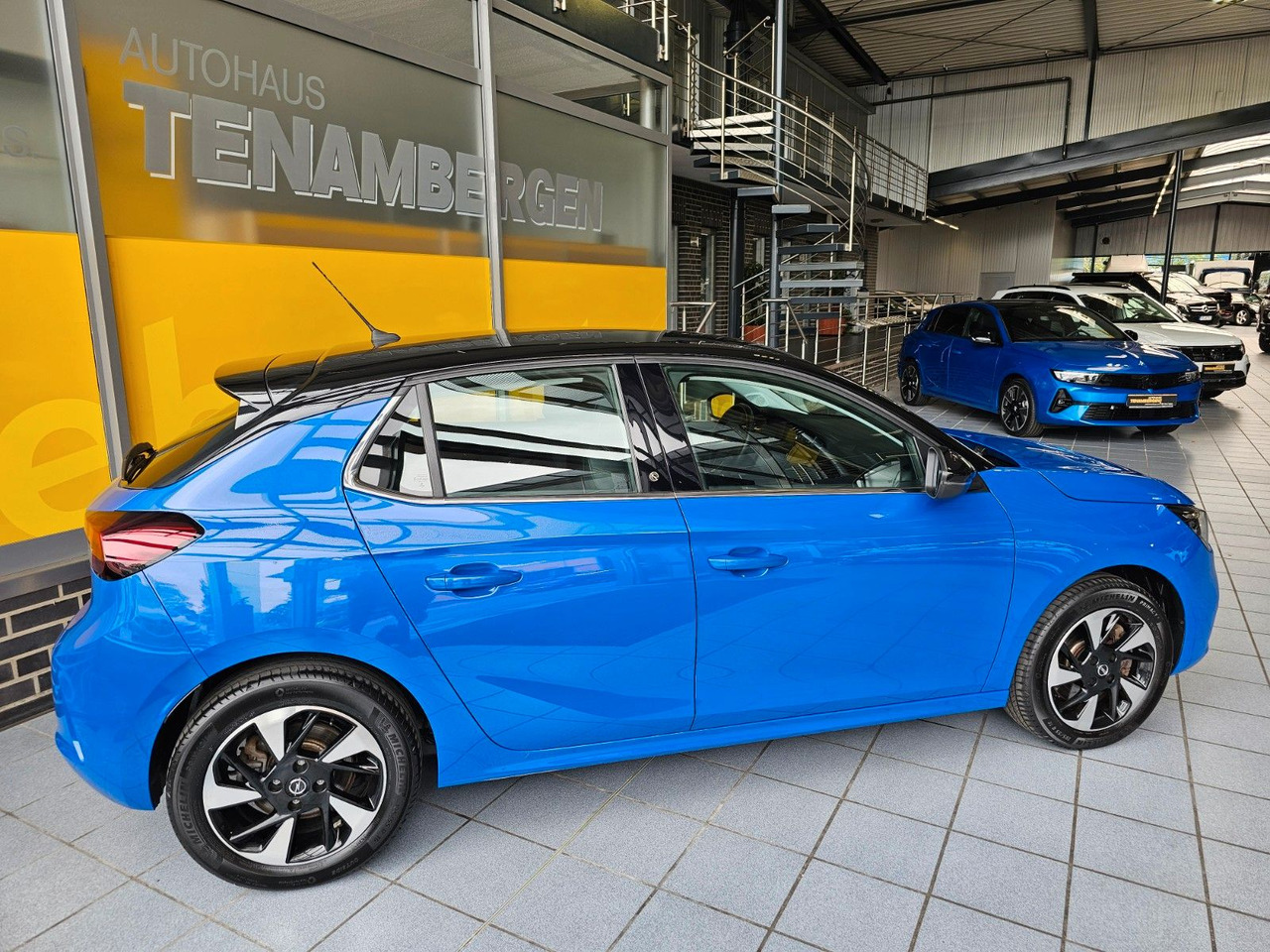 Opel Corsa F Elegance Sommer+Winterreifen +Wärmepumpe - Xe hơi: hình 2 Opel Corsa F Elegance Sommer+Winterreifen +Wärmepumpe - Xe hơi: hình 2