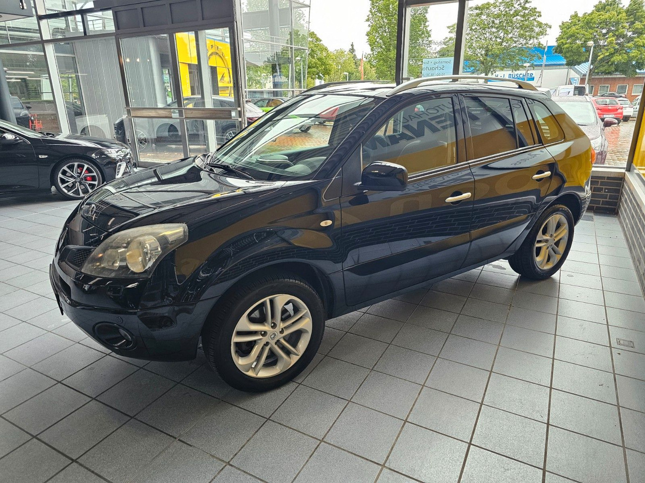 Renault Koleos 2.0 dCi Night&Day 4x4 Leder Navi Bose - SUV: hình 4 Renault Koleos 2.0 dCi Night&Day 4x4 Leder Navi Bose - SUV: hình 4
