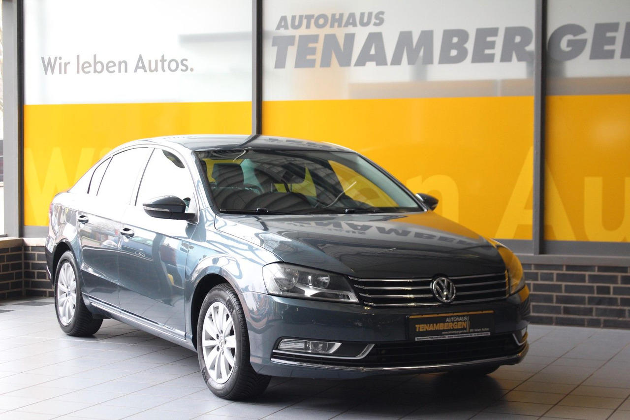 Volkswagen Passat Comfortline BlueMotion Navi PDC - Sedan: hình 2 Volkswagen Passat Comfortline BlueMotion Navi PDC - Sedan: hình 2