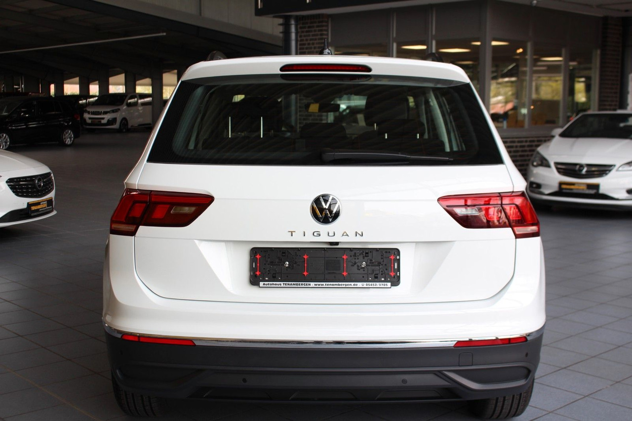 SUV Volkswagen Tiguan Life DSG LED Kamera Navi AHK ACC: hình 7
