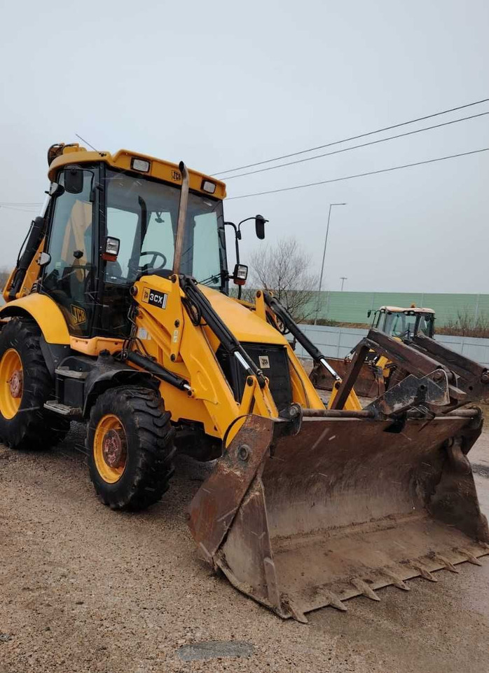 JCB 3CX - Máy xúc trước múc sau: hình 2 JCB 3CX - Máy xúc trước múc sau: hình 2
