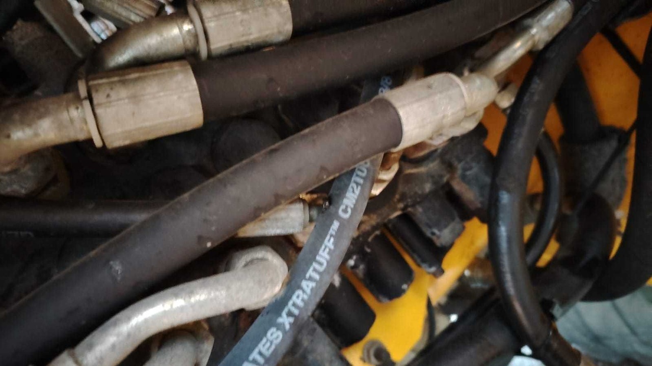JCB 3CX - Máy xúc trước múc sau: hình 4 JCB 3CX - Máy xúc trước múc sau: hình 4
