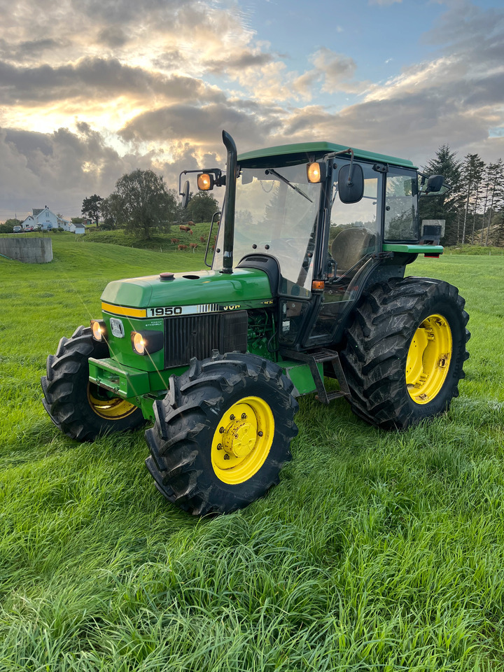 JOHN DEERE 1950 - Máy cày: hình 2 JOHN DEERE 1950 - Máy cày: hình 2