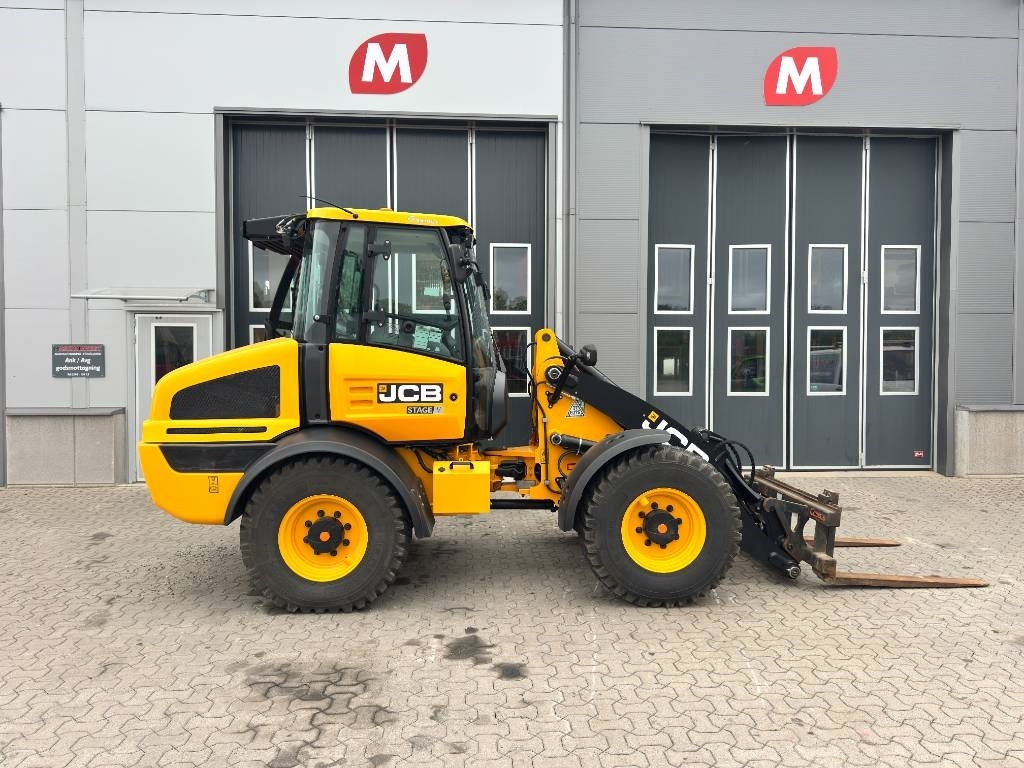 JCB 409 - Máy xúc lật bánh lốp: hình 4 JCB 409 - Máy xúc lật bánh lốp: hình 4