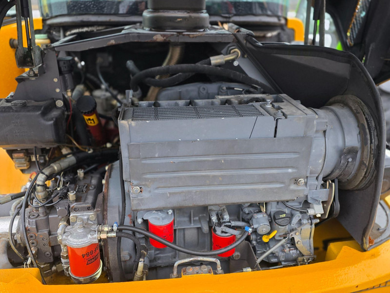 Volvo L30 - Máy xúc lật bánh lốp: hình 4 Volvo L30 - Máy xúc lật bánh lốp: hình 4