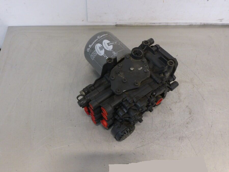 KNORR-BREMSE Actros MP4 - ECU: hình 2 KNORR-BREMSE Actros MP4 - ECU: hình 2
