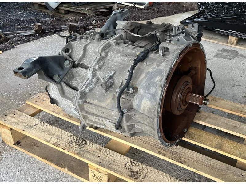 Mercedes-Benz G90-6 - Hộp số: hình 1 Mercedes-Benz G90-6 - Hộp số: hình 1