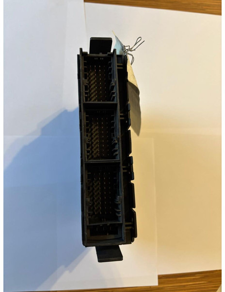 Scania COO8 - ECU: hình 2 Scania COO8 - ECU: hình 2