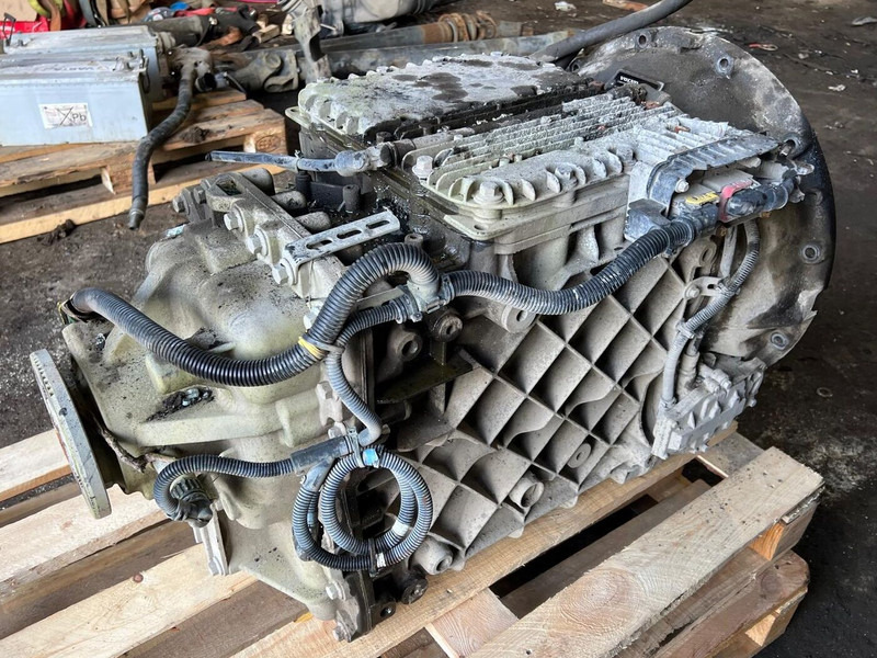 Volvo AT2612E - Hộp số: hình 4 Volvo AT2612E - Hộp số: hình 4