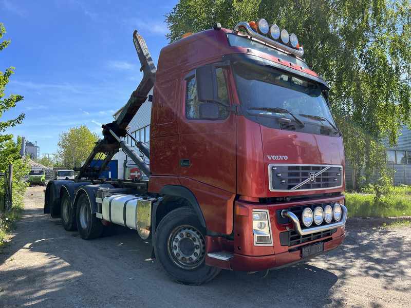 Volvo FH480 - Xe tải nâng móc: hình 3 Volvo FH480 - Xe tải nâng móc: hình 3