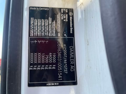 Xe đầu kéo mới mercedes-beenz actros: hình 10 Xe đầu kéo mới mercedes-beenz actros: hình 10