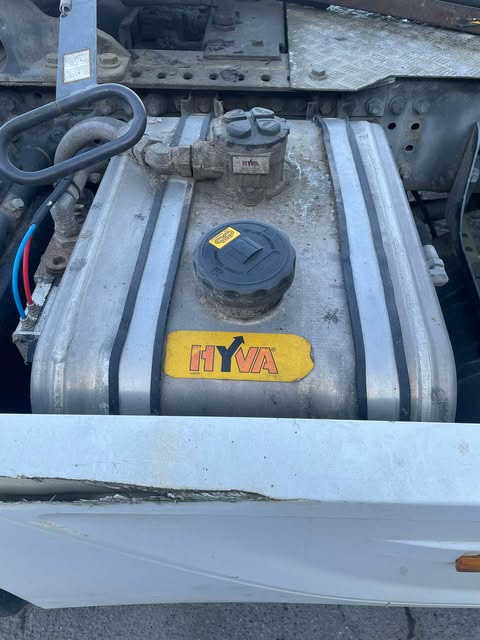 Xe đầu kéo mới mercedes-beenz actros: hình 11 Xe đầu kéo mới mercedes-beenz actros: hình 11