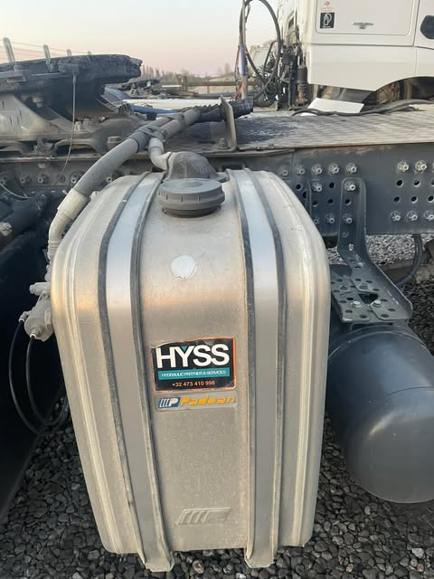 Mercedes-beenz aroc - Xe đầu kéo: hình 5 Mercedes-beenz aroc - Xe đầu kéo: hình 5