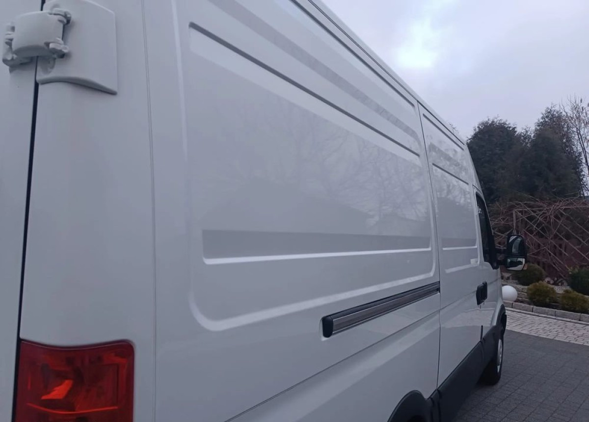 Xe van chở hàng Iveco Dailly 2.3: hình 9