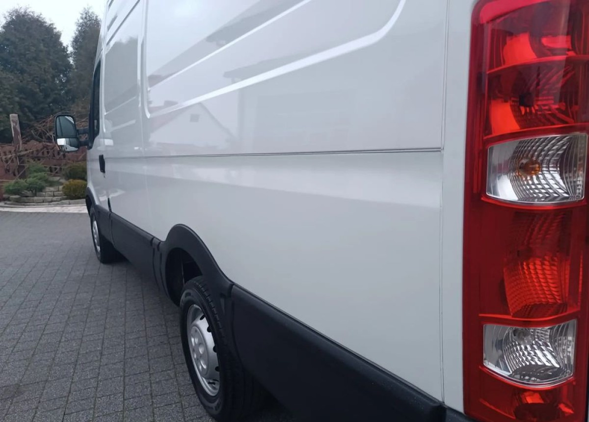 Xe van chở hàng Iveco Dailly 2.3: hình 20