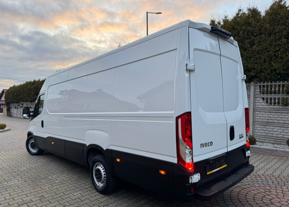 Iveco Maxi 3.0 Himatic 180ps. Iveco 180ps - Xe van chở hàng: hình 4 Iveco Maxi 3.0 Himatic 180ps. Iveco 180ps - Xe van chở hàng: hình 4