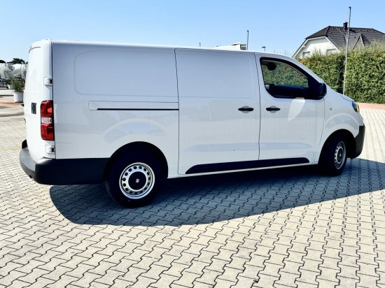Fiat Scudo M BlueDHi 120 6-Gang - Xe van chở hàng: hình 4 Fiat Scudo M BlueDHi 120 6-Gang - Xe van chở hàng: hình 4
