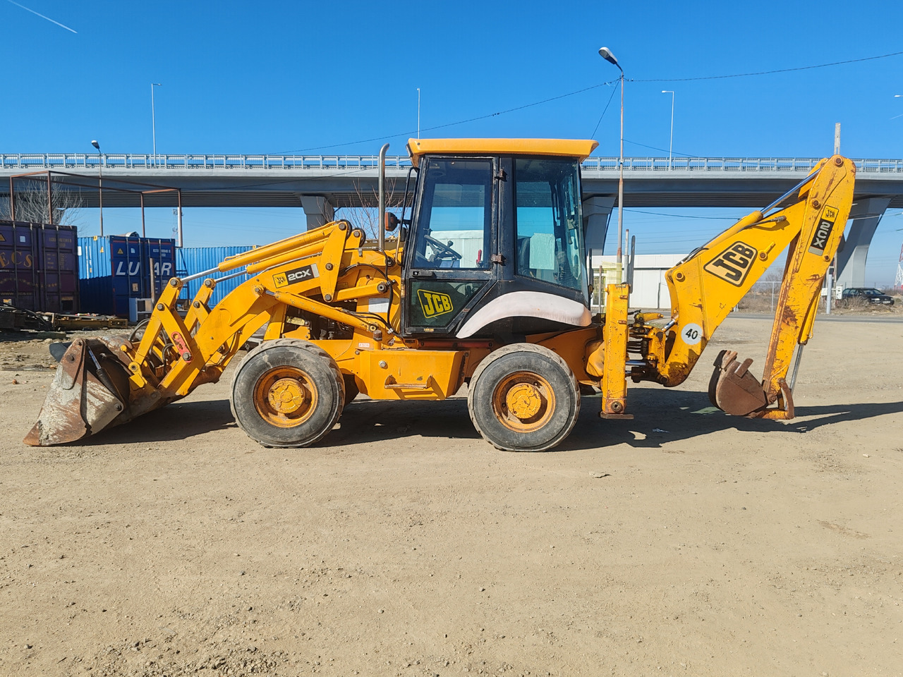 JCB 2CX AS3E - Máy xúc trước múc sau: hình 4 JCB 2CX AS3E - Máy xúc trước múc sau: hình 4