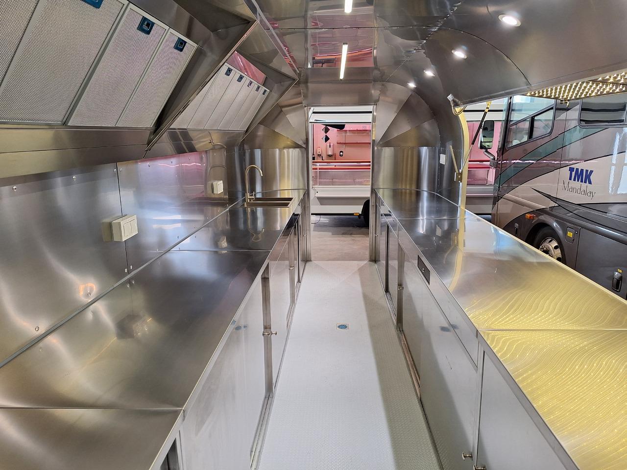 Deli Star Trailer American 4000 - EU standards - Rơ moóc bán hàng: hình 5 Deli Star Trailer American 4000 - EU standards - Rơ moóc bán hàng: hình 5