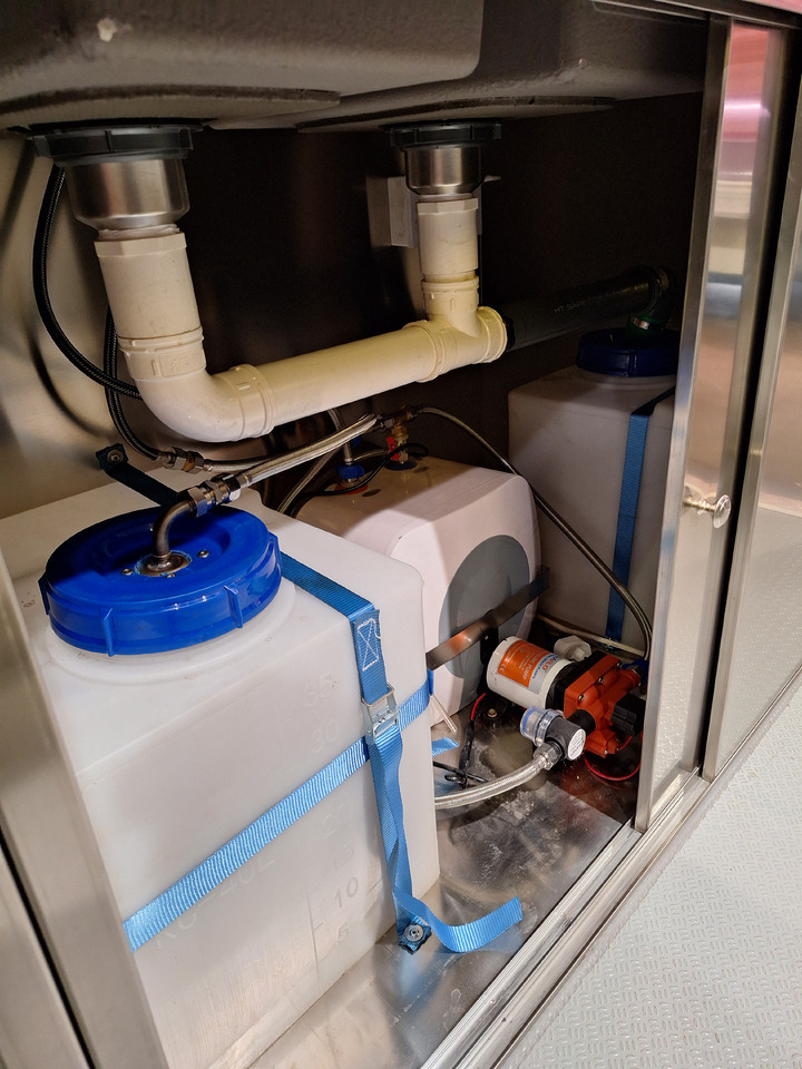 Deli Star Trailer Deli Meat 4000 - EU Standards - Rơ moóc bán hàng: hình 5 Deli Star Trailer Deli Meat 4000 - EU Standards - Rơ moóc bán hàng: hình 5