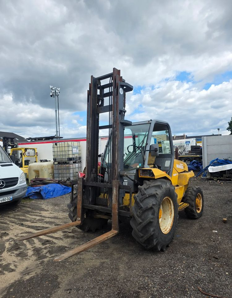 Manitou M26.4 Terenowy 4x4 5,5m - Xe nâng địa hình gồ ghề: hình 2 Manitou M26.4 Terenowy 4x4 5,5m - Xe nâng địa hình gồ ghề: hình 2