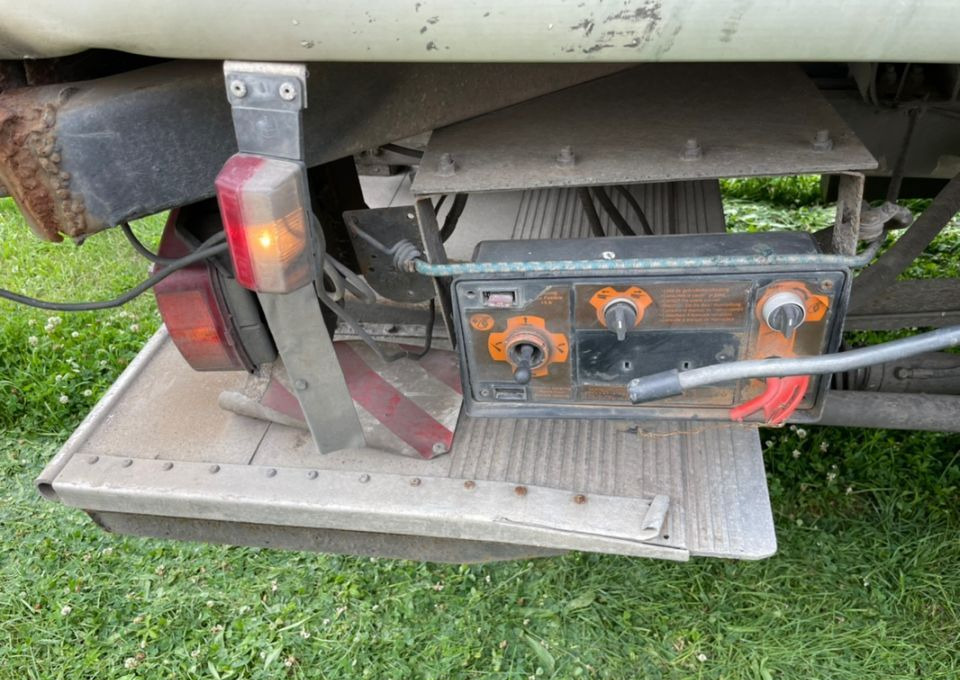 Volvo FM 9 260 - Xe tải đông lạnh: hình 5 Volvo FM 9 260 - Xe tải đông lạnh: hình 5