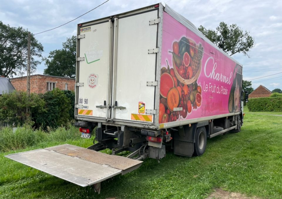 Xe tải đông lạnh Volvo FM 9 260: hình 6