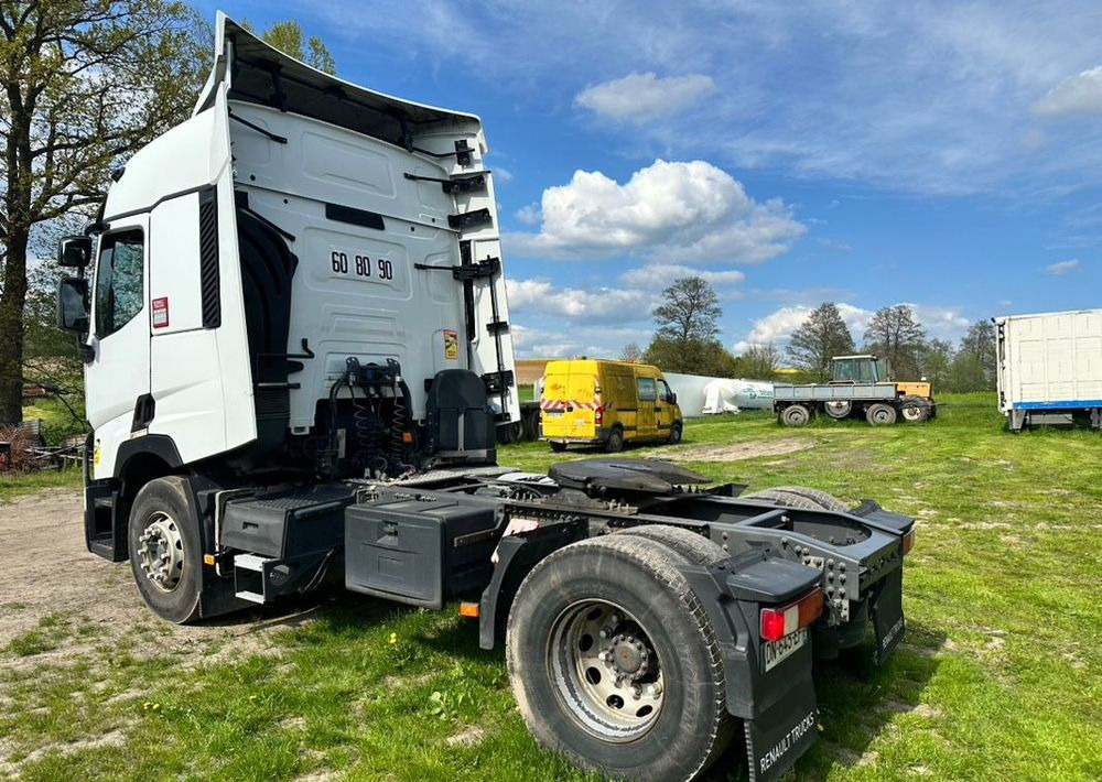 Renault T460 - Xe đầu kéo: hình 3 Renault T460 - Xe đầu kéo: hình 3