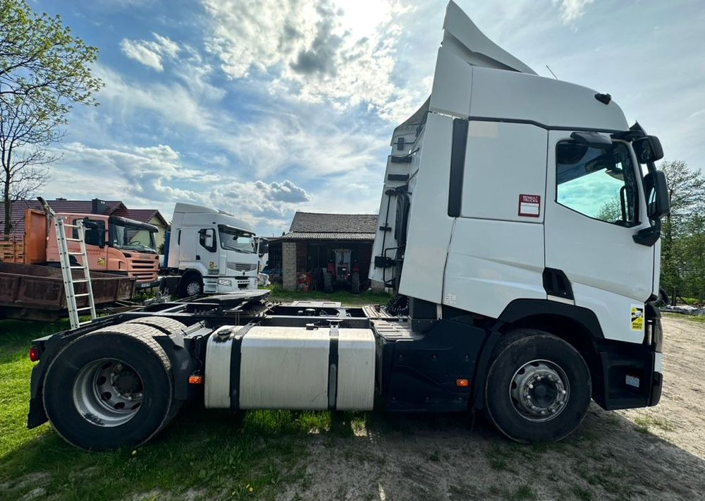 Renault T460 - Xe đầu kéo: hình 5 Renault T460 - Xe đầu kéo: hình 5