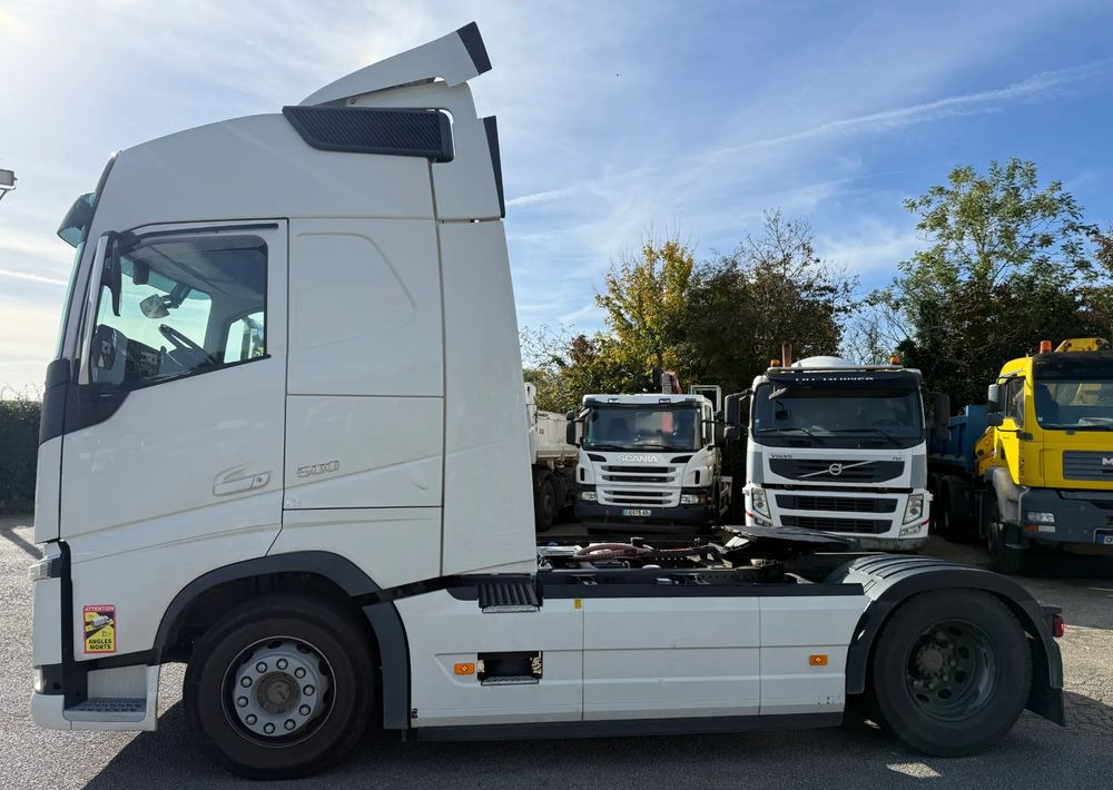 Volvo FH 500 - Xe đầu kéo: hình 2 Volvo FH 500 - Xe đầu kéo: hình 2