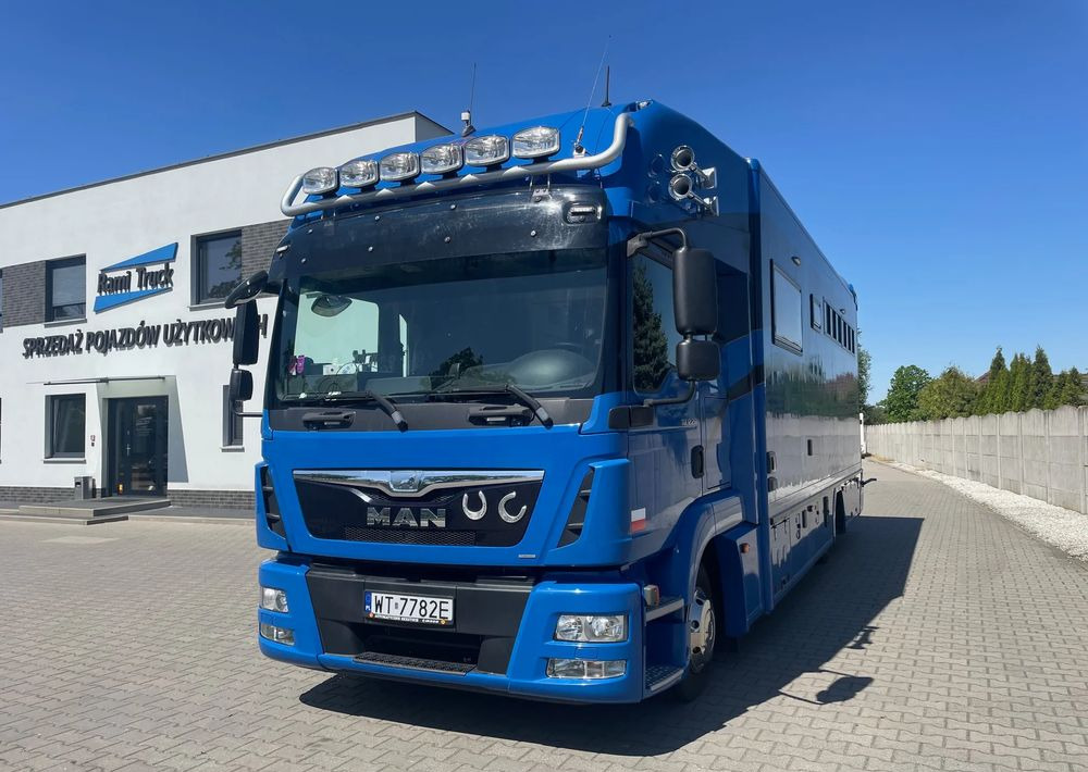 MAN TGL 12.250/ KONIOWÓZ- ROELOFSEN/ 4 KONIE/ - Xe tải chở ngựa: hình 1 MAN TGL 12.250/ KONIOWÓZ- ROELOFSEN/ 4 KONIE/ - Xe tải chở ngựa: hình 1