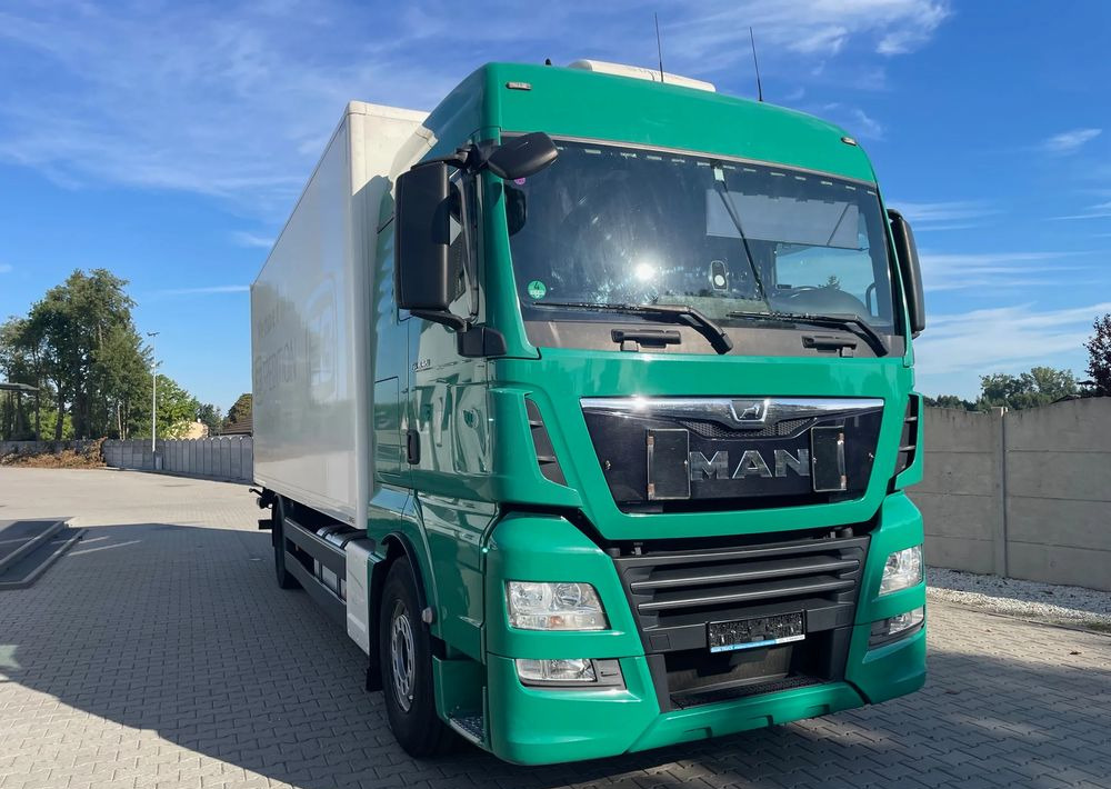 MAN TGX 18.420/ KONTENER 7,2m - Xe tải hộp: hình 3 MAN TGX 18.420/ KONTENER 7,2m - Xe tải hộp: hình 3