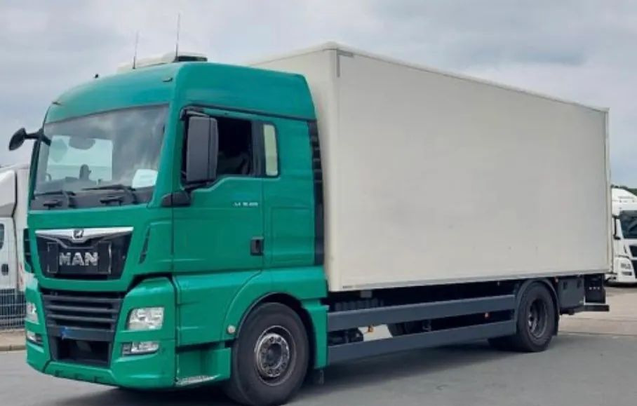 MAN TGX 18.420/ KONTENER 7,2m - Xe tải hộp: hình 1 MAN TGX 18.420/ KONTENER 7,2m - Xe tải hộp: hình 1