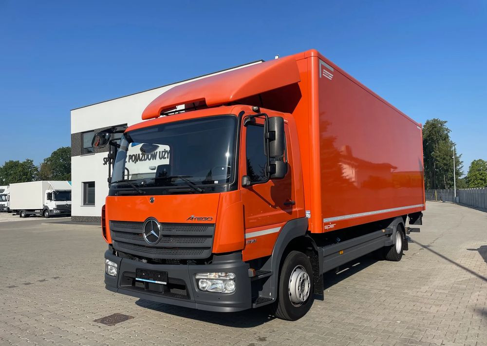 Mercedes-Benz ATEGO 1218 - Xe tải hộp: hình 1 Mercedes-Benz ATEGO 1218 - Xe tải hộp: hình 1