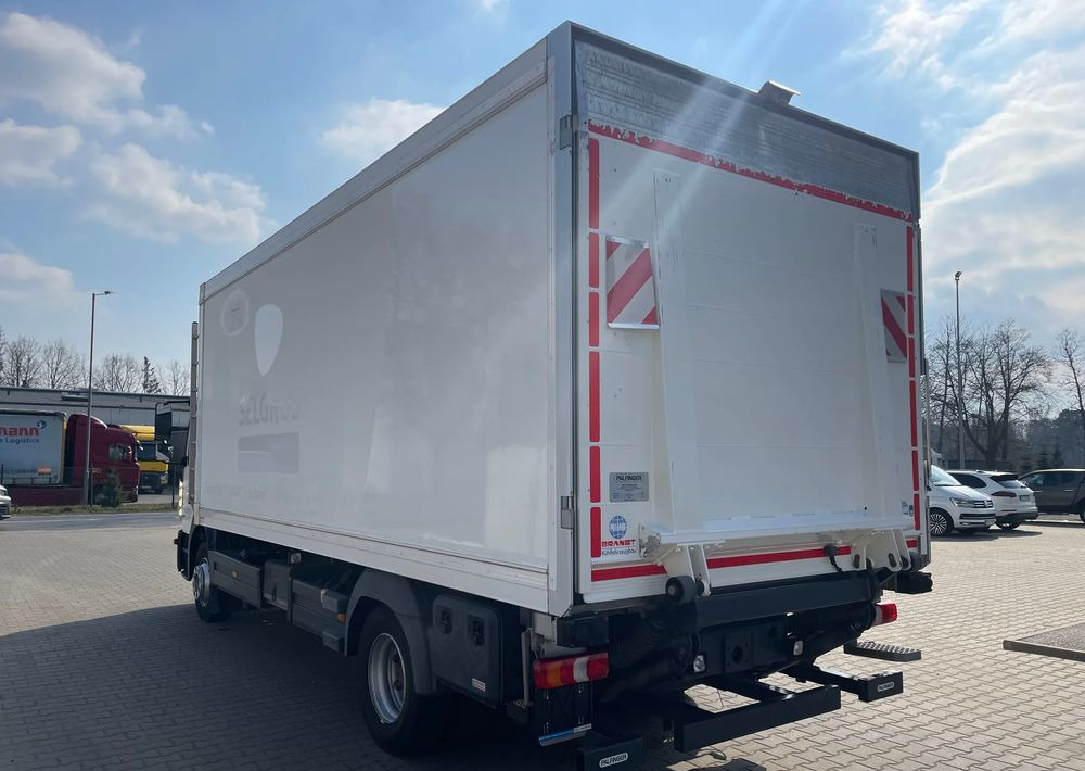 Xe tải đông lạnh Mercedes-Benz ATEGO 1223/ CHŁODNIA/ 15 PALET: hình 8 Xe tải đông lạnh Mercedes-Benz ATEGO 1223/ CHŁODNIA/ 15 PALET: hình 8