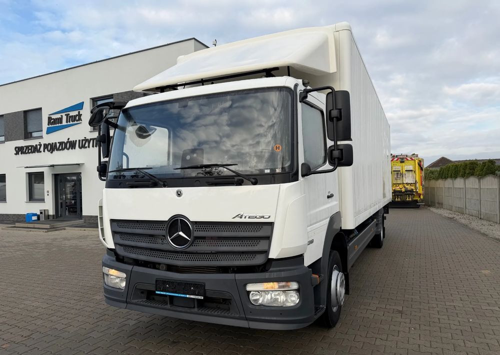 Mercedes-Benz ATEGO 1318 IZOTERMA 20 PALET! - Xe tải hộp: hình 1 Mercedes-Benz ATEGO 1318 IZOTERMA 20 PALET! - Xe tải hộp: hình 1