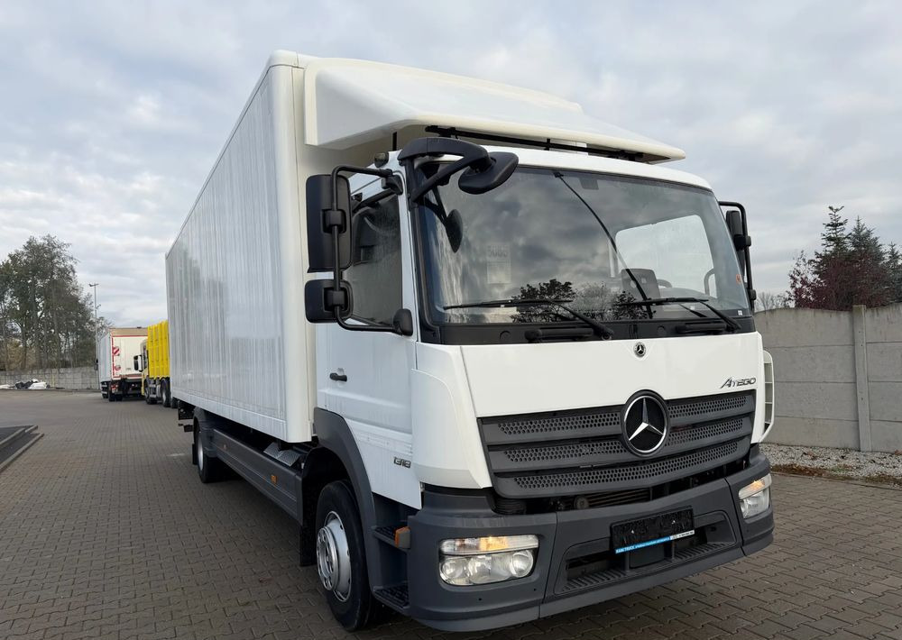 Mercedes-Benz ATEGO 1318 IZOTERMA 20 PALET! - Xe tải hộp: hình 4 Mercedes-Benz ATEGO 1318 IZOTERMA 20 PALET! - Xe tải hộp: hình 4